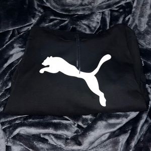 Puma Women Small Black sweatshirt